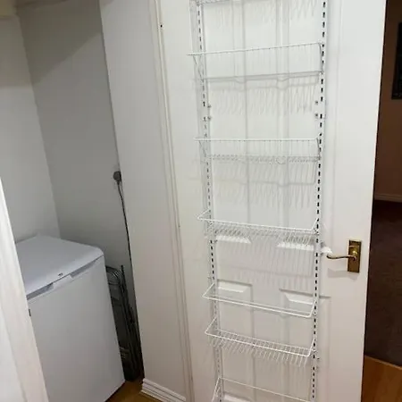 Newly Refurbished Flat In Kings Heath